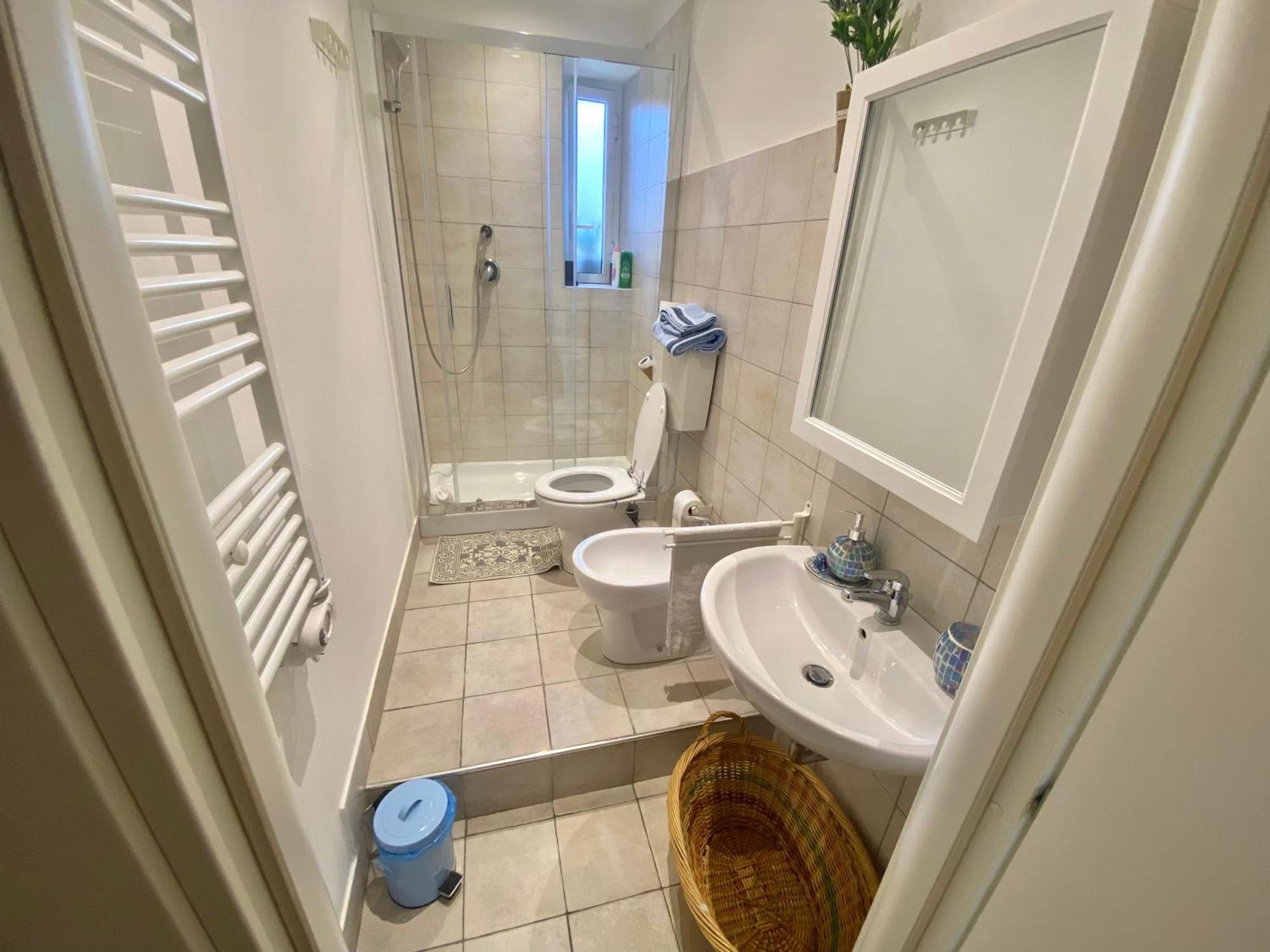 Апартаменты Center House 272 Специя Экстерьер фото
